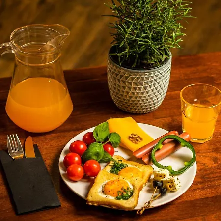 فندق مبيت وإفطار Park 3*