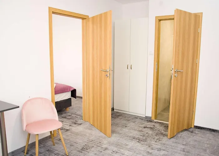 Park לינה וארוחת בוקר Chrzanów