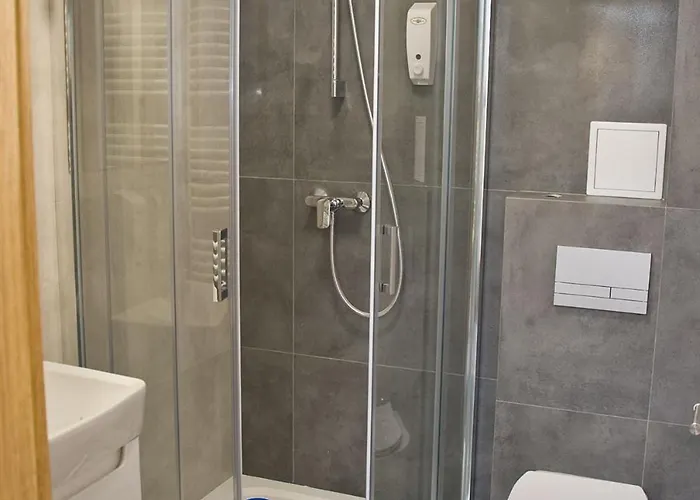 Park לינה וארוחת בוקר Chrzanów